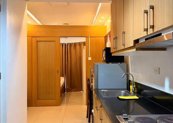 Shell Residences Moa By Jersey * Manila