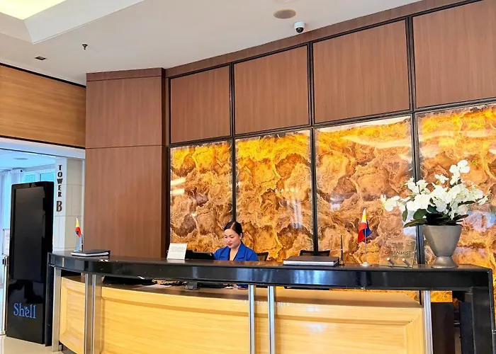 Shell Residences Moa By Jersey *